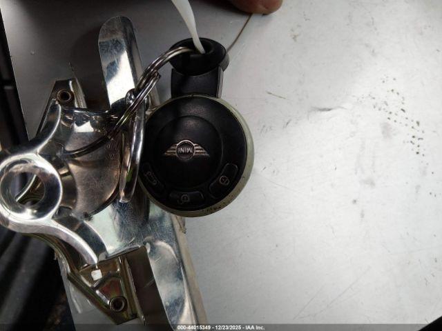 MINI Cooper S Image 10