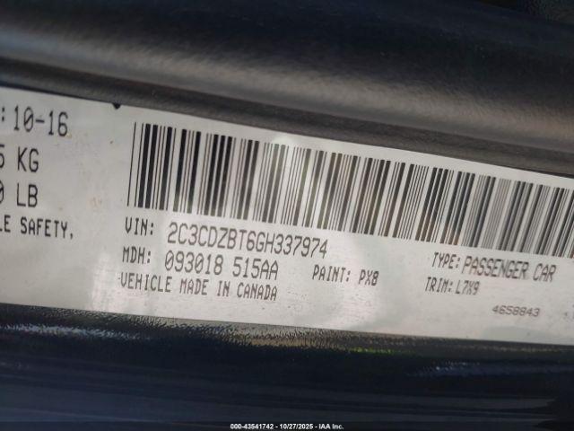 Dodge Challenger Image 10