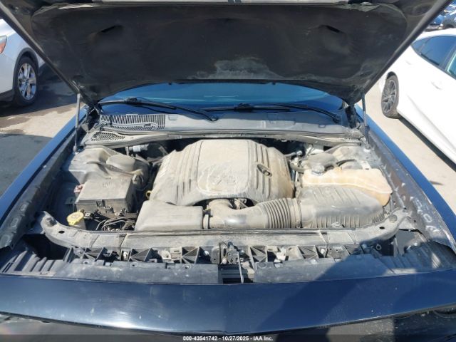 Dodge Challenger Image 16