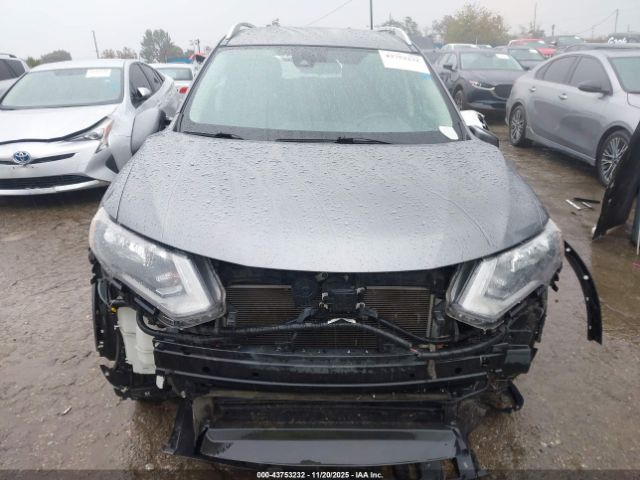 Nissan Rogue Sv Image 9