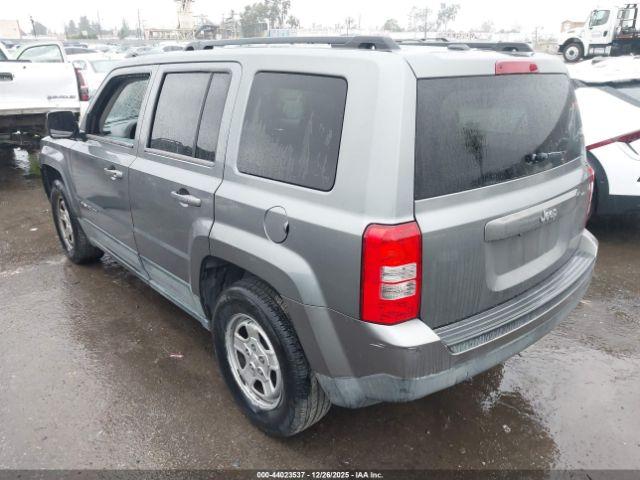 Jeep Patriot Sport Image 6