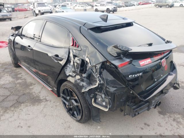 Honda Civic Sport Image 14