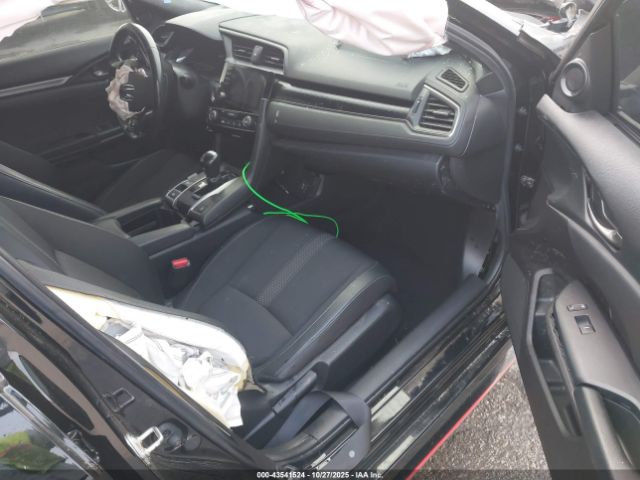 Honda Civic Sport Image 13