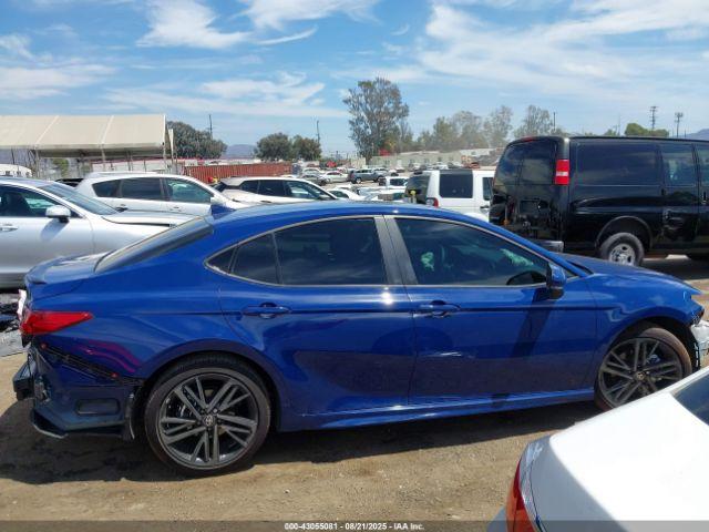 Toyota Camry Xse Image 2