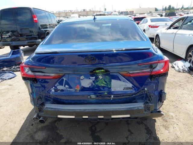 Toyota Camry Xse Image 17