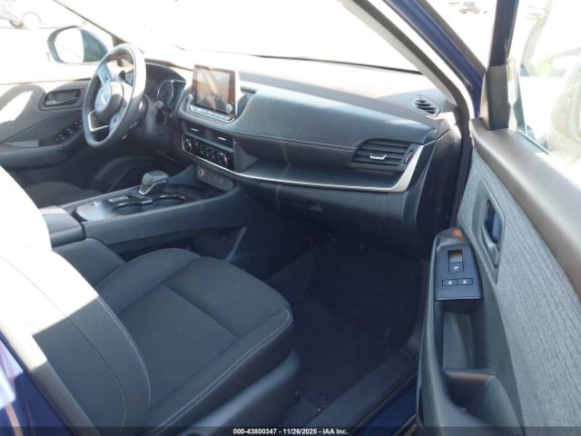 Nissan Rogue S Fwd Image 13