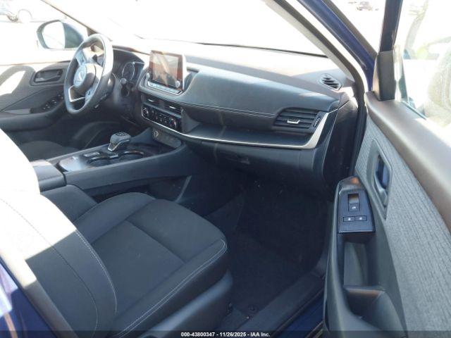 Nissan Rogue S Fwd Image 13