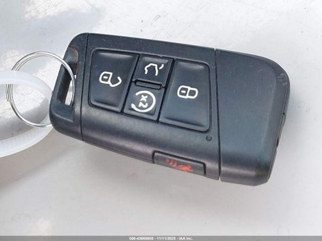 Volkswagen Taos 1.5t Se Image 12