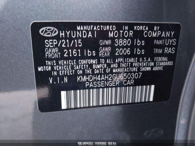 Hyundai ELANTRA Sport Image 19