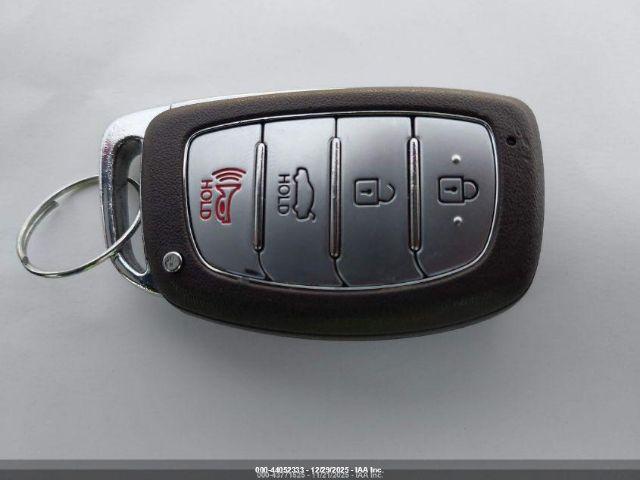 Hyundai ELANTRA Sport Image 20