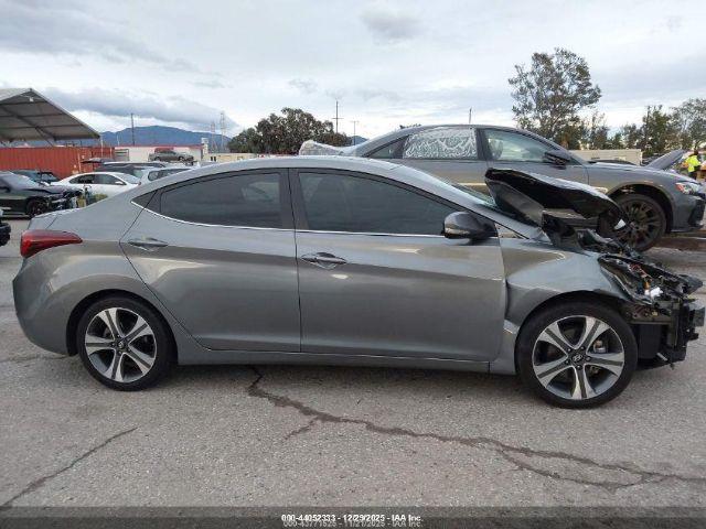 Hyundai ELANTRA Sport Image 15