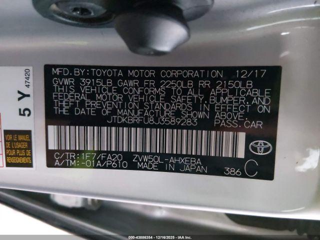 Toyota Prius Two Image 8