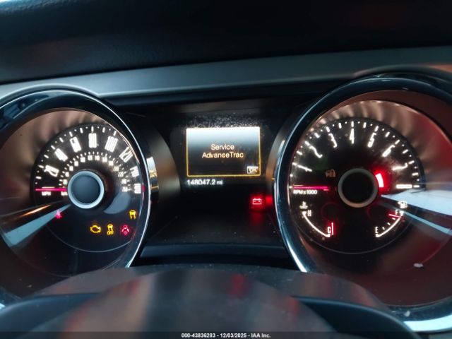 Ford Mustang V6 Premium Image 11