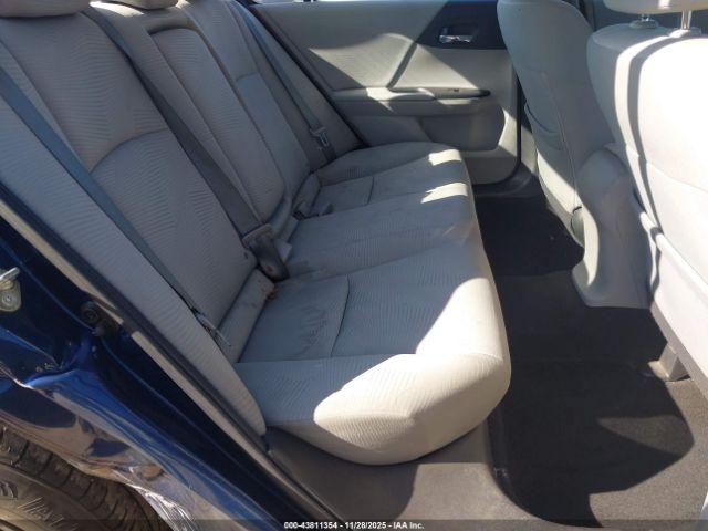 Honda Accord Lx Image 12