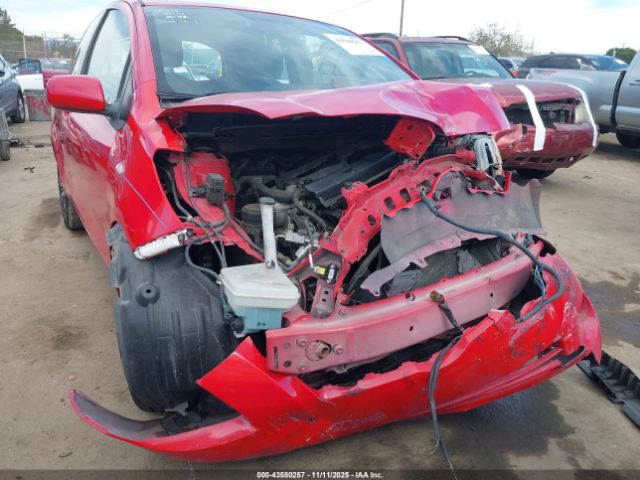 Toyota Yaris Image 9