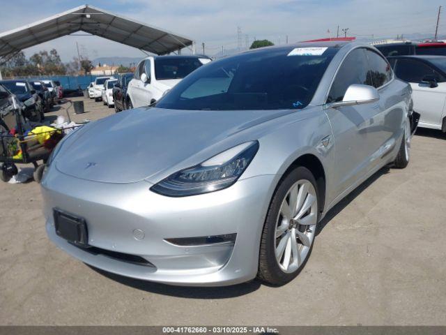 Tesla Model 3 Image 15