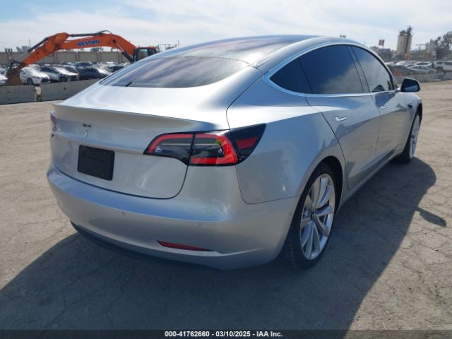 Tesla Model 3 Image 5