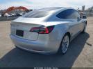 Tesla Model 3 Image 5