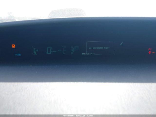 Toyota Prius Three Image 2