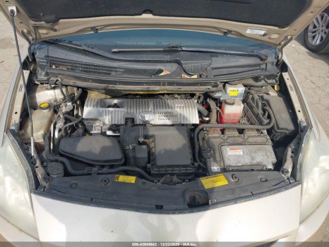 Toyota Prius Three Image 5