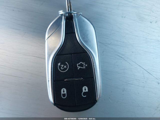 Maserati Ghibli S Gransport Image 9