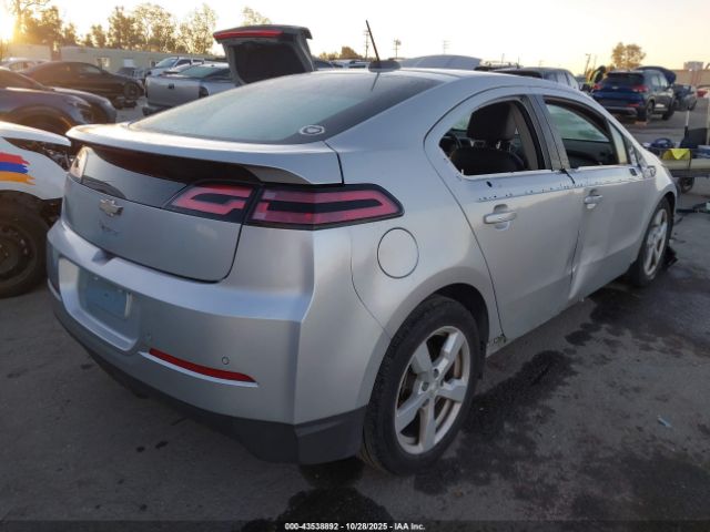 Chevrolet Volt Image 18