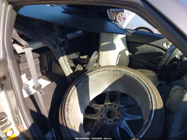 Nissan 370Z Touring Image 3