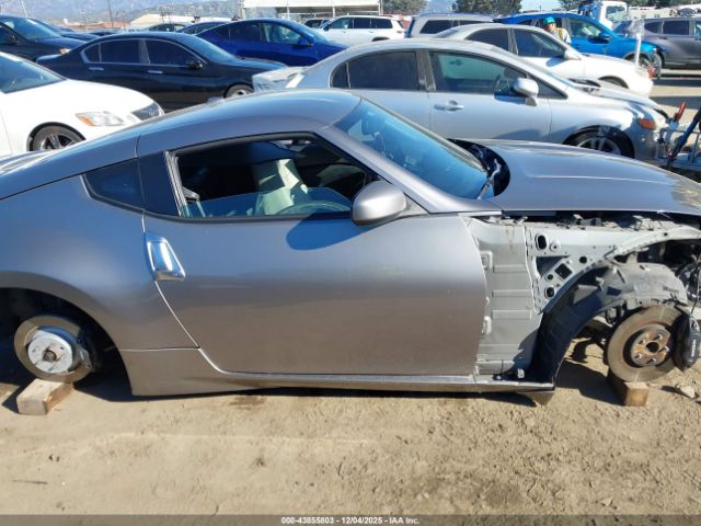 Nissan 370Z Touring Image 12