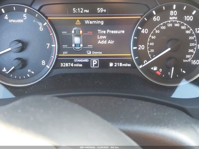 INFINITI Qx Essential Image 10