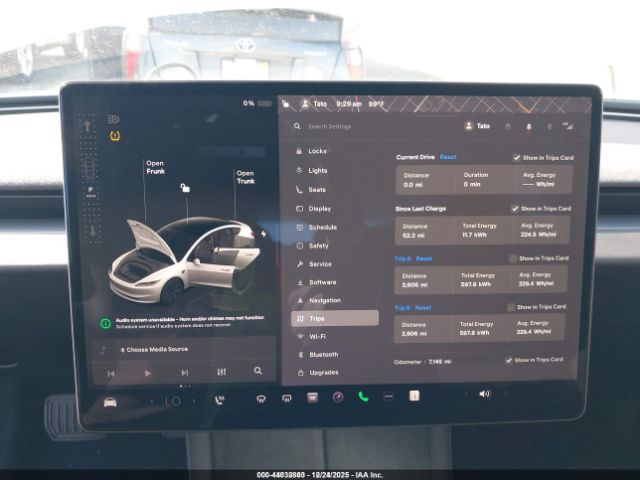Tesla Model 3 Image 11