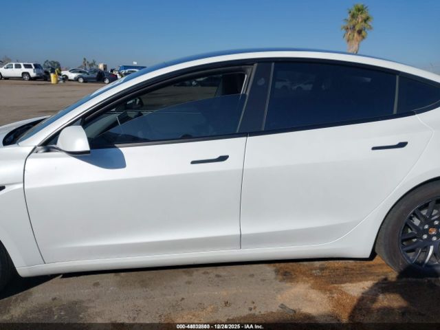 Tesla Model 3 Image 2