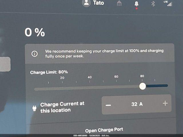 Tesla Model 3 Image 8