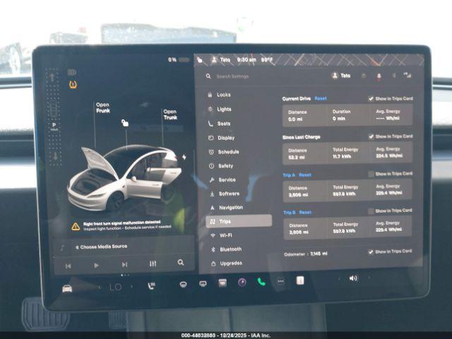 Tesla Model 3 Image 6