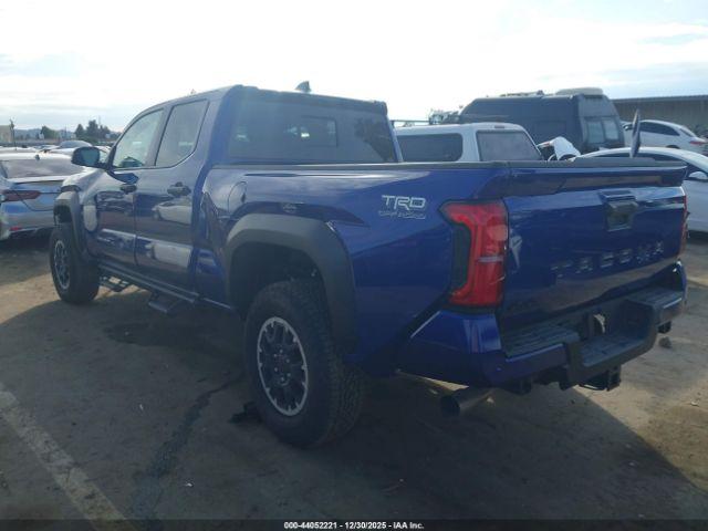 Toyota Tacoma Trd Off Road Image 12