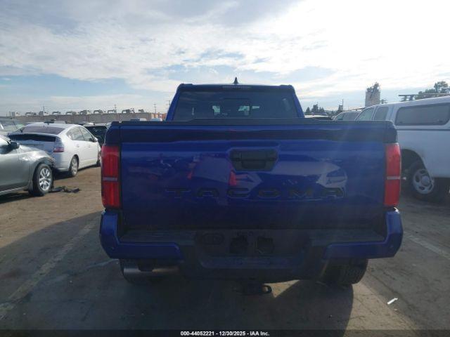 Toyota Tacoma Trd Off Road Image 6