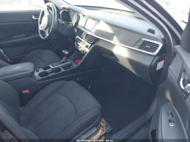 Kia Optima Premium Image 6