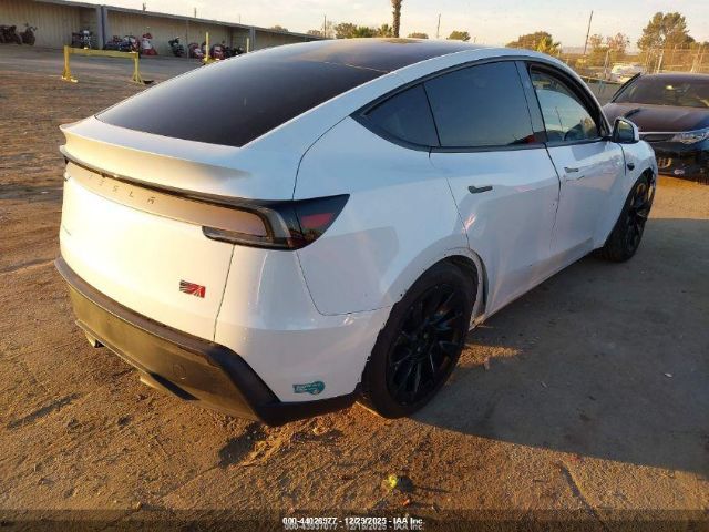 Tesla Model Y Image 4