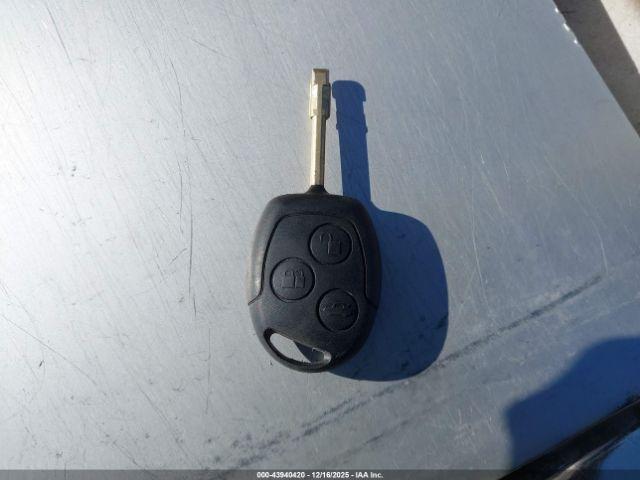 Ford Transit Xlt Image 8