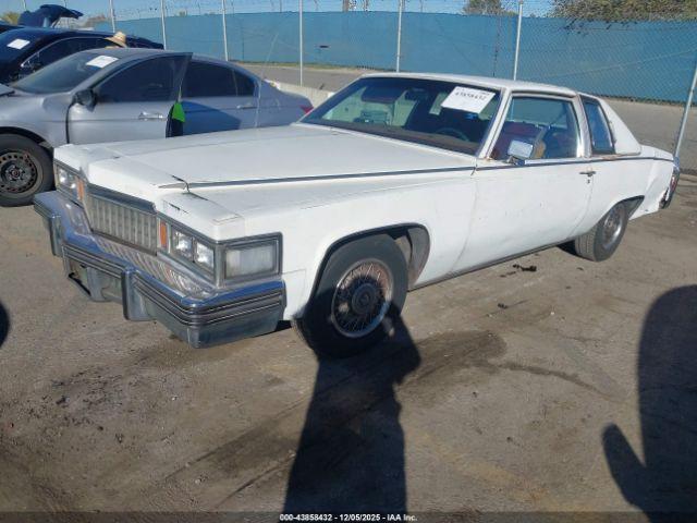 Cadillac DeVille Image 5