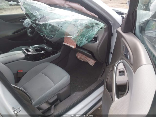 Chevrolet Malibu Fwd Lt Image 4