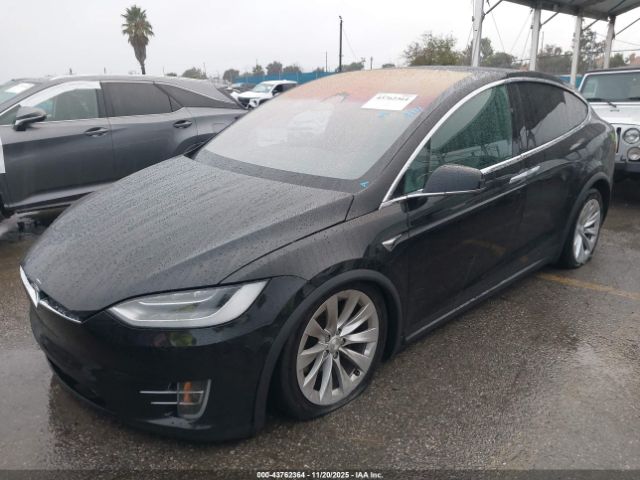 Tesla Model X Image 4