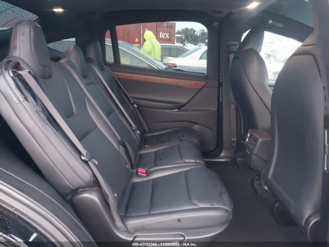 Tesla Model X Image 6