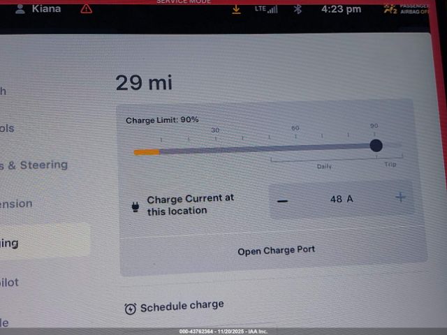 Tesla Model X Image 14