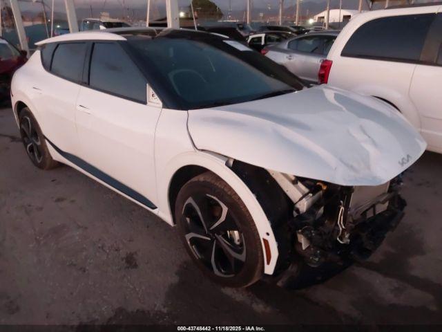  Salvage Kia EV6