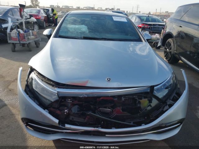 Mercedes-Benz EQS Image 17