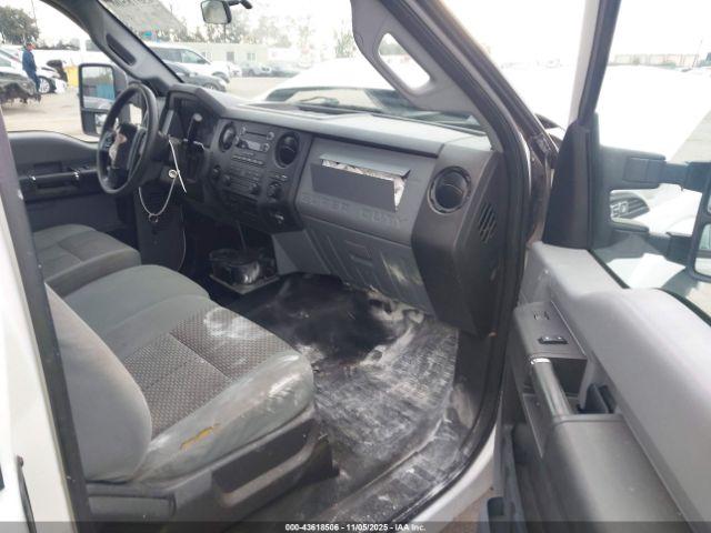 Ford F-250 Xl Image 16