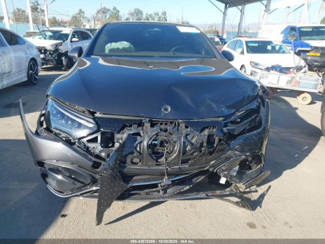 Mercedes-Benz EQE Image 17