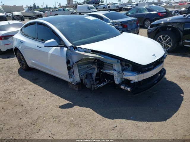 Tesla Model 3 Long Range Rear-wheel Drive Image 1