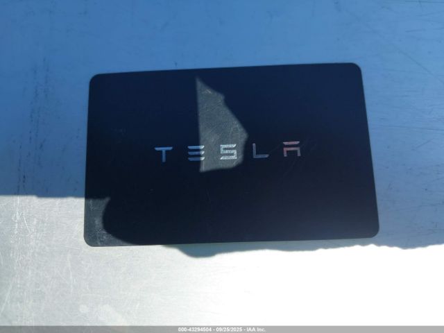Tesla Model 3 Long Range Rear-wheel Drive Image 17