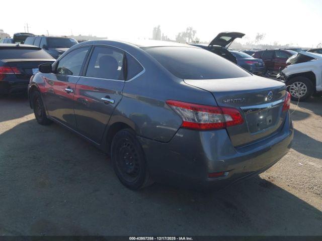 Nissan Sentra S Image 2